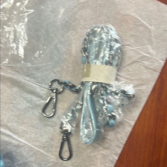 Badgley Mischka Blue Bag - Picture 4 of 7